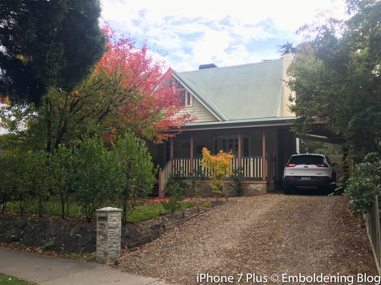 Bungalow 風格weatherboard 獨立屋