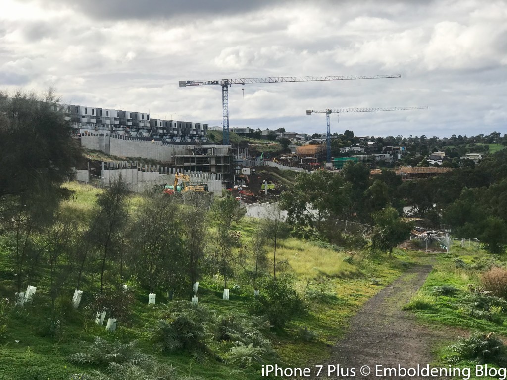 發展商收購前玄武岩礦場作發展